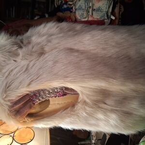 Gibson Latimer Faux Fur Vest in Cream